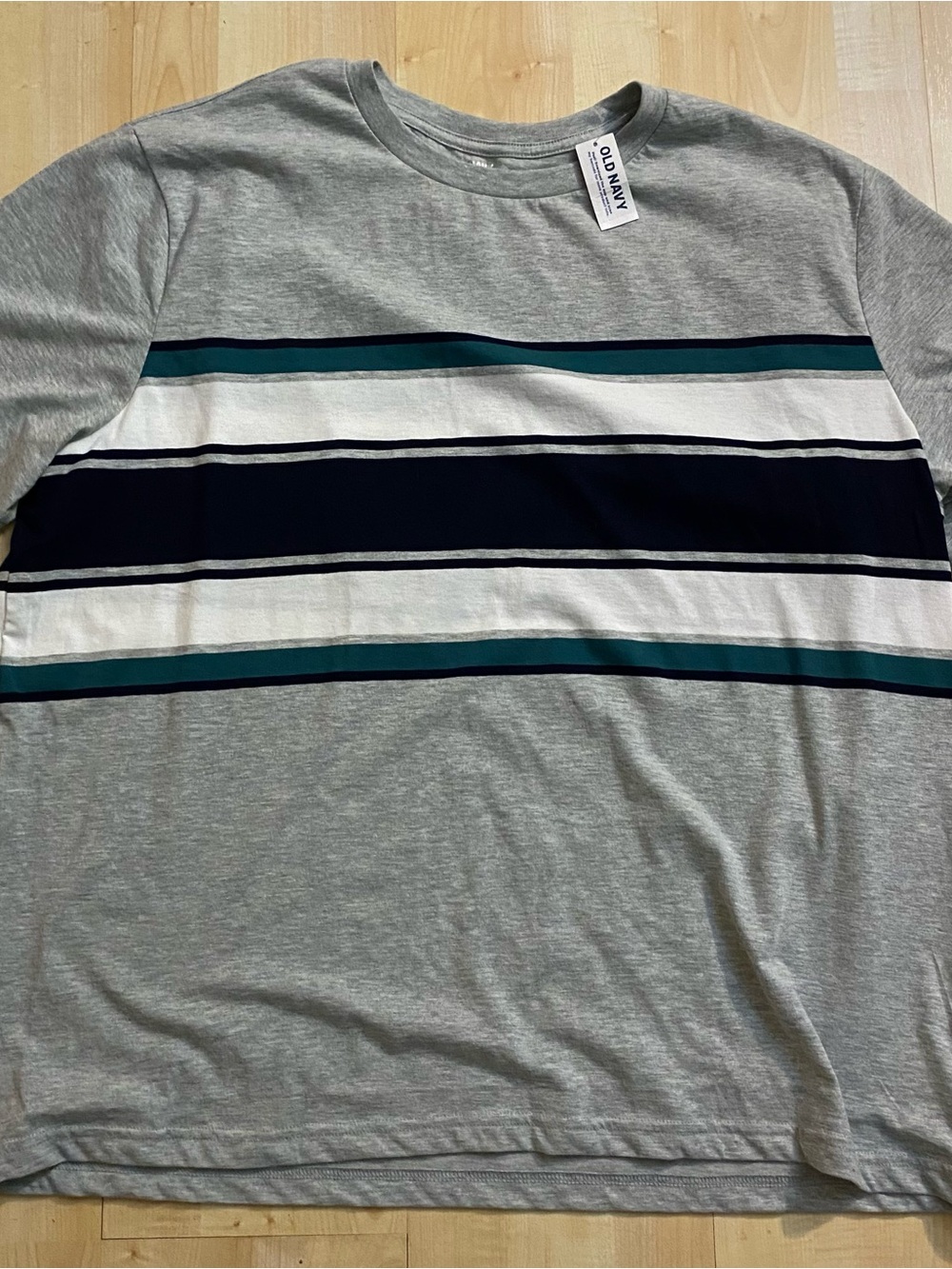 Old Navy Men's Gray Striped Men’s 2XL T-Shirt